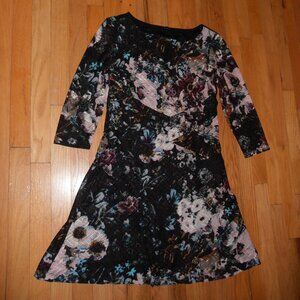 Women's Indication 3/4 Sleeve Lined Lace Overlay Dress ~Size Med~